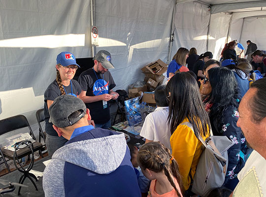 Image of the Human Systems Integration Division exhibit at the 2019 Bay Area Science Festival Discovery Day